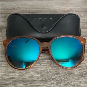 DIFF Eyewear Sunglasses